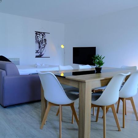 Apartmán Calypso- Grand T3 70 M2 - Arrivee Autonome - Parking Prive Gratuit Melun Exteriér fotografie